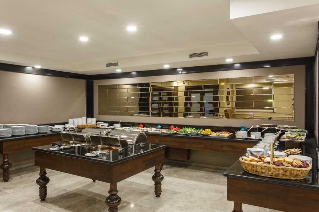 Antroyal Hotel Antalya Luaran gambar