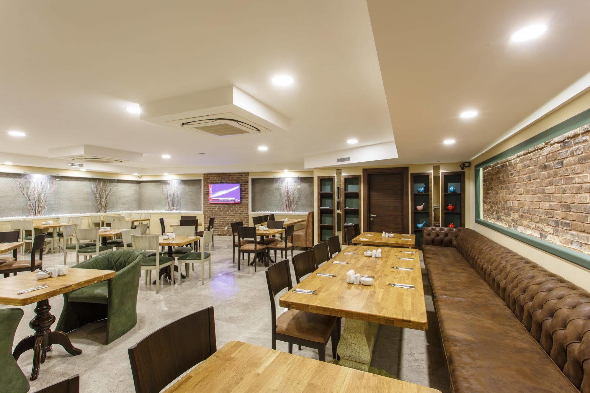 Antroyal Hotel Antalya Luaran gambar